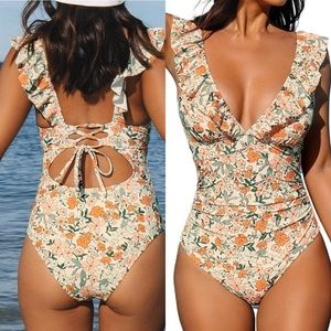 Cupshe Floral Ruffle One Piece‎ Swimsuit L NWT